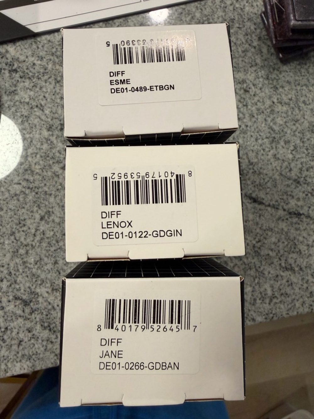 Diff Eyewear White and Black Boxed Sunglasses (Set of 3)